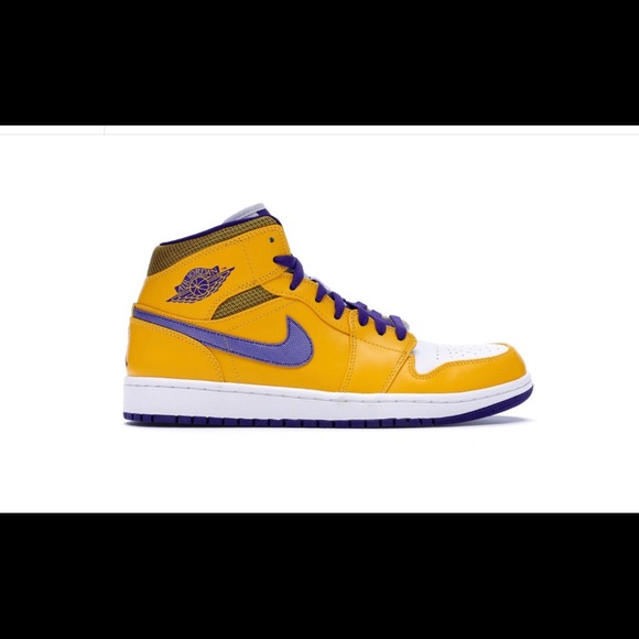 laker 1s